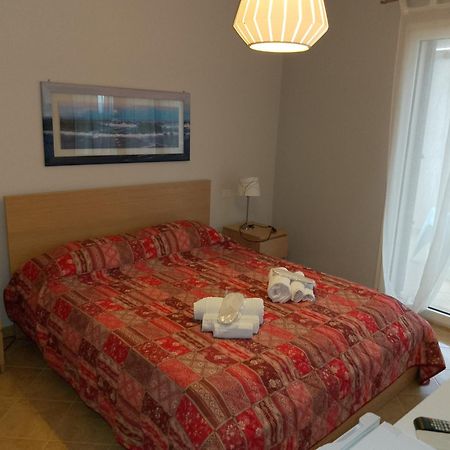 Villa Florida - Prestige Exclusive Rooms & Luxury Villas San Teodoro  Dış mekan fotoğraf