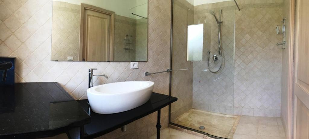 Villa Florida - Prestige Exclusive Rooms & Luxury Villas San Teodoro  Oda fotoğraf